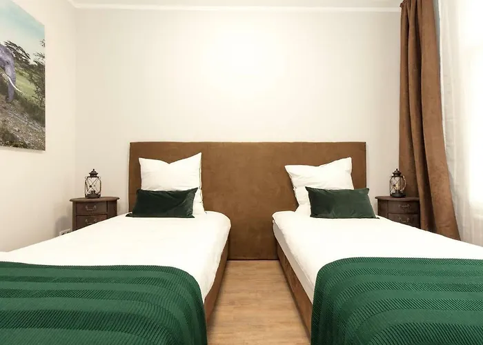 Cape Town - Chillinghouse # 3, 3 Min. Vom Ice, Netflix, Garten Siegburg