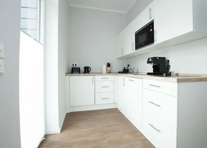 Cape Town - Chillinghouse # 3, 3 Min. Vom Ice, Netflix, Garten Siegburg